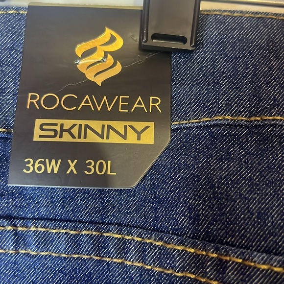 Men's Classic Blue Jeans - Picture 8 of 9